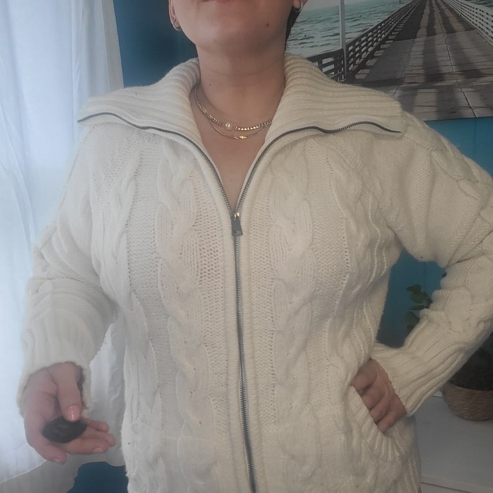 Torrid cable knit zip-up size 12